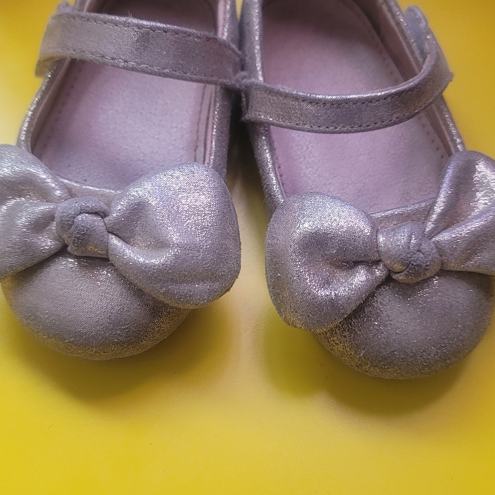 Toddler gold ballerina flats